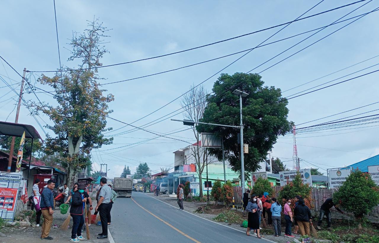 Gotong Royong Menyambut F1H2O